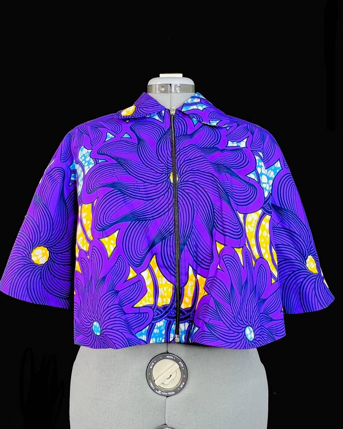 Eleven Twist Men and Women Clothing